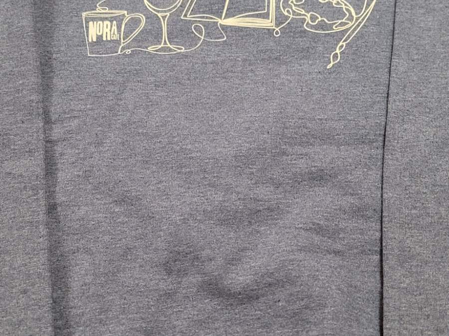 grey sweatshirt - lineart